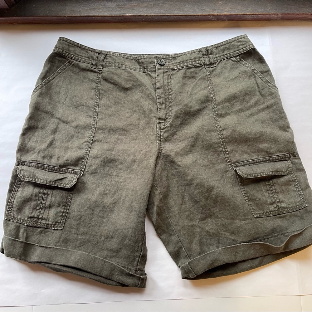 🤍 Coldwater Creek olive linen cargo shorts size 14